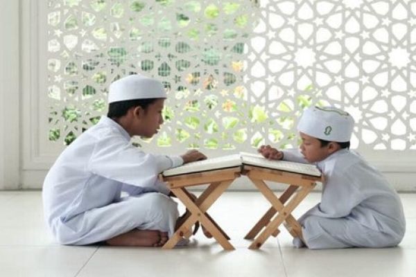 Ketahui Cara Baca Al-Quran Dengan Betul Untuk Beginners